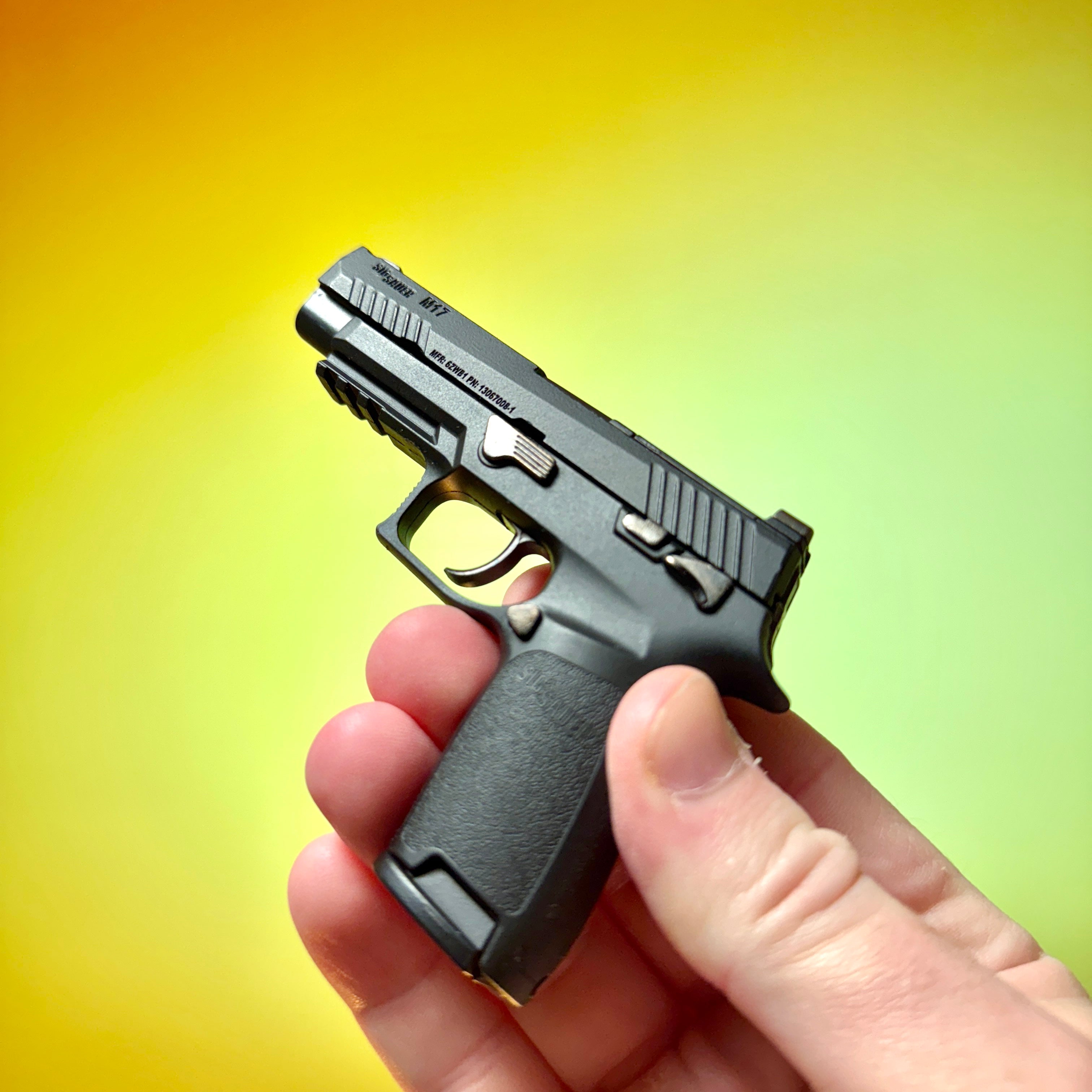 Miniature SIG SAUER M17 Model Black| GoatGuns – GoatGun Models