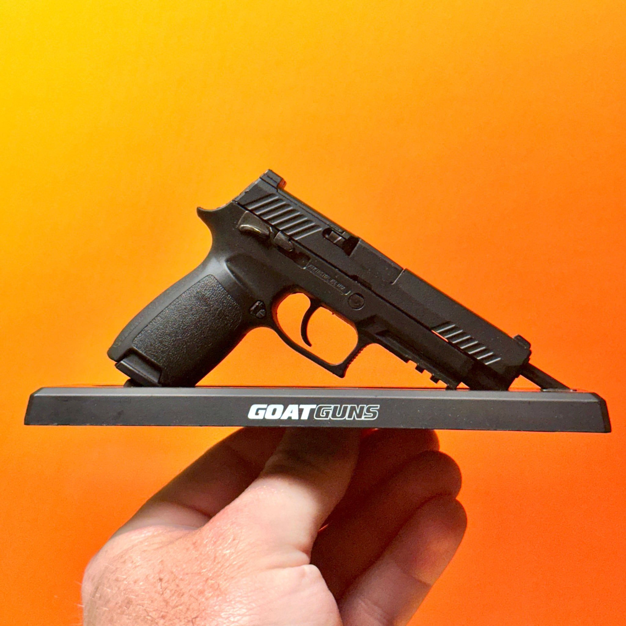 SIG SAUER M17 Model - Black
